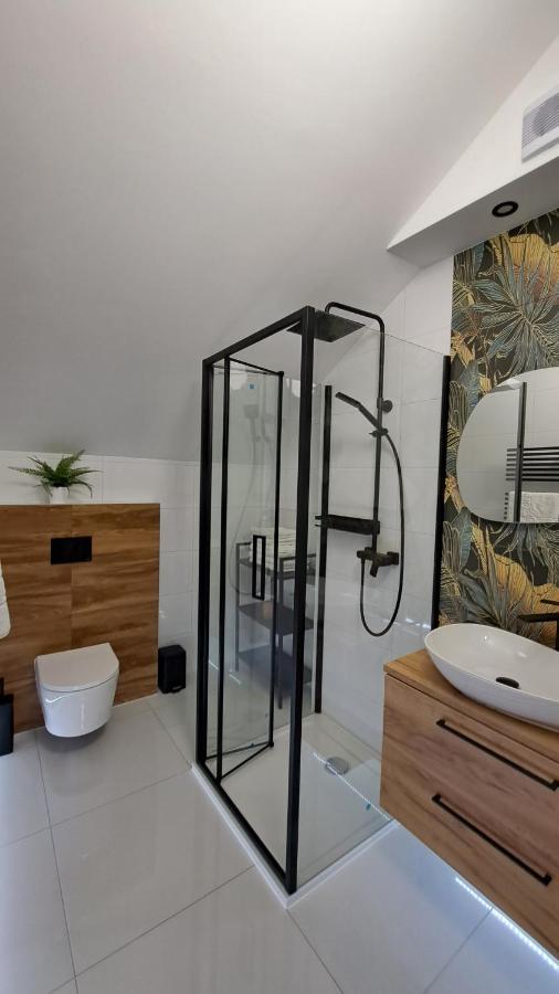 Apartamenty Bujaki 乌斯特龙 外观 照片