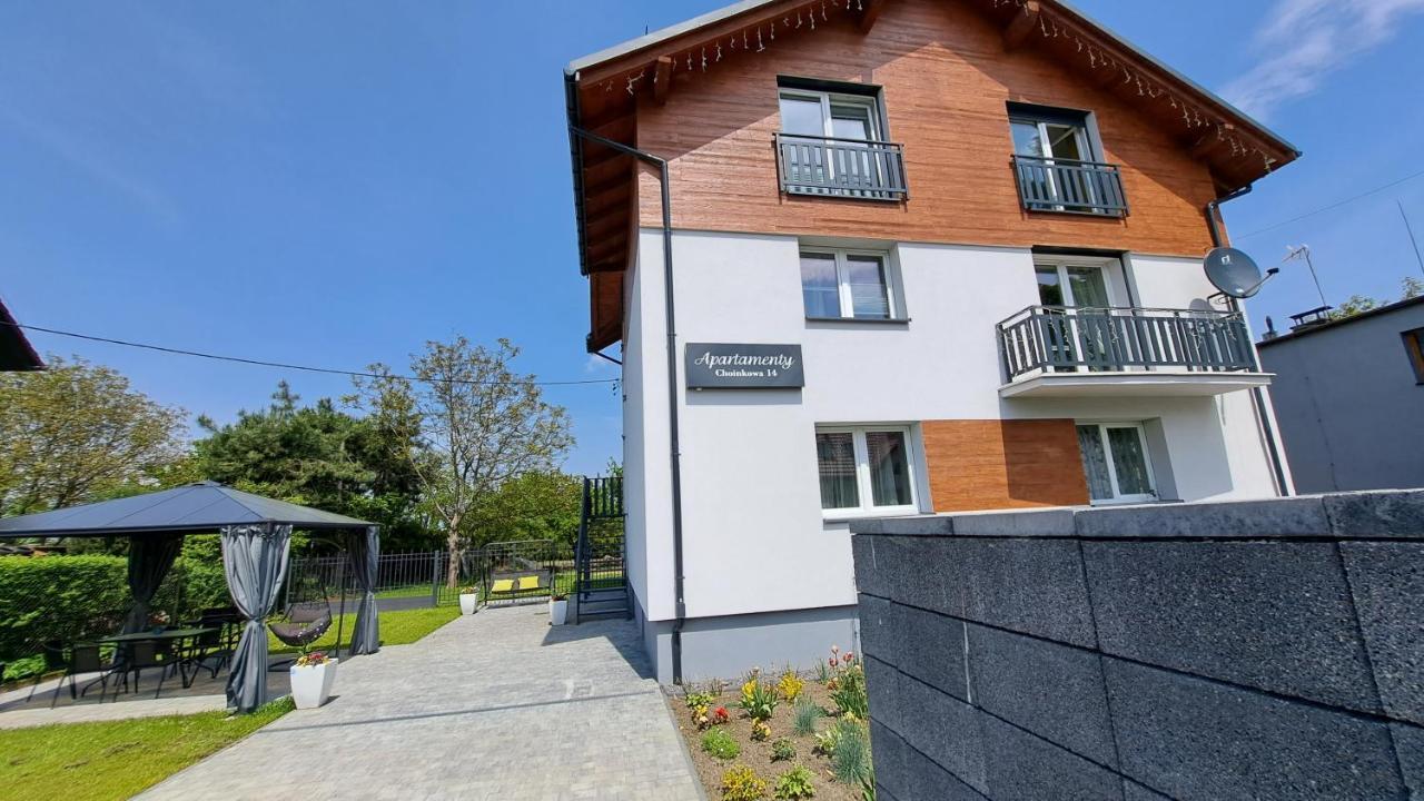 Apartamenty Bujaki 乌斯特龙 外观 照片